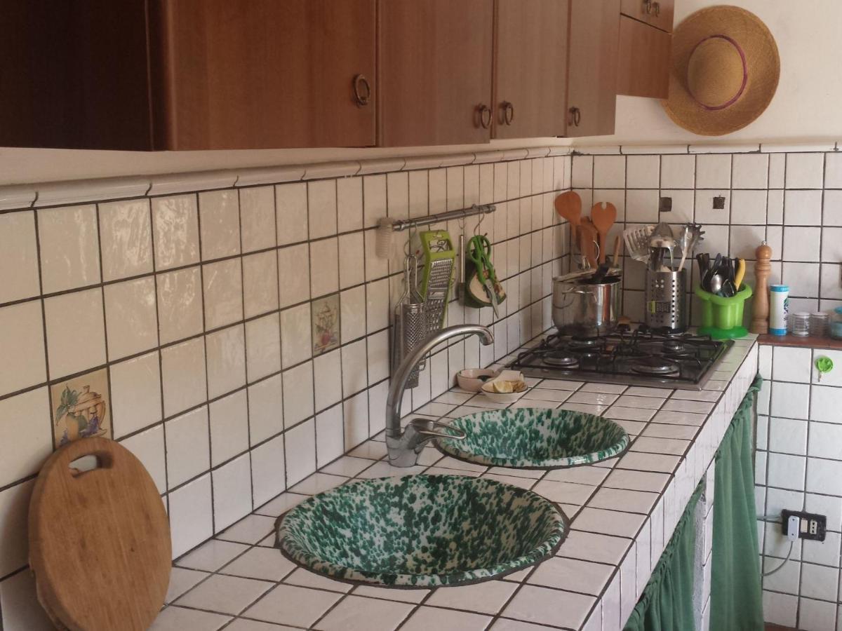 Casa Unifamiliar Con Jard N Privado Villa Agnone Bagni Buitenkant foto